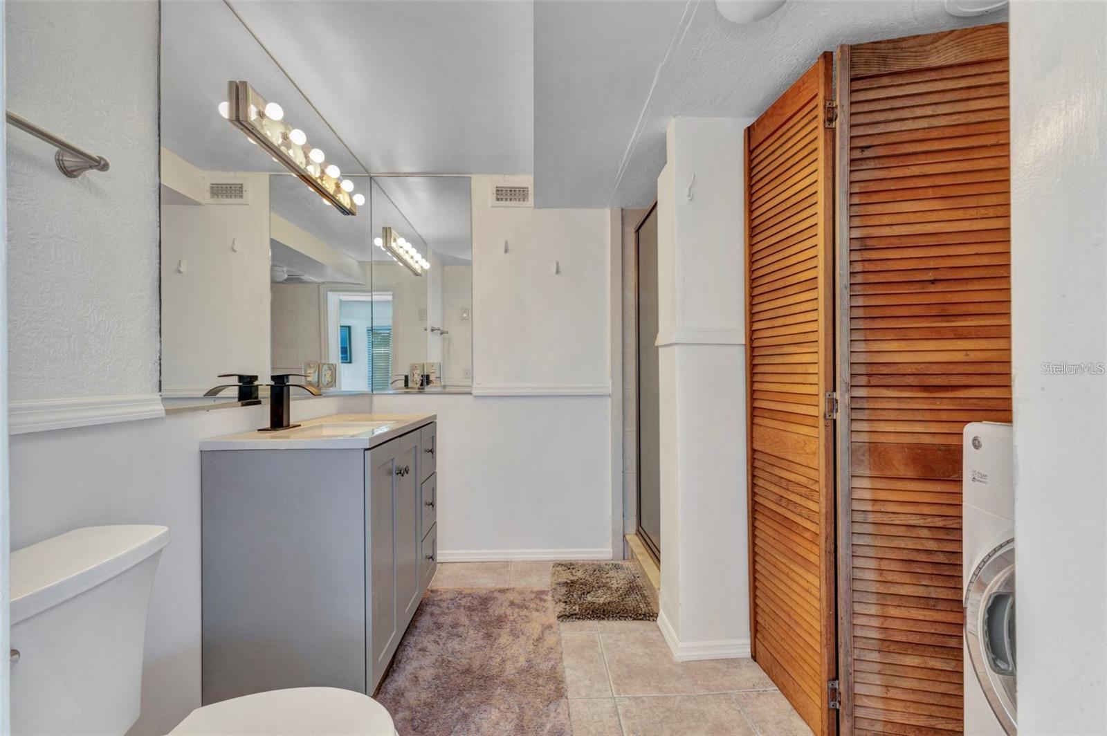 BLK DBAYSHORES - Residential