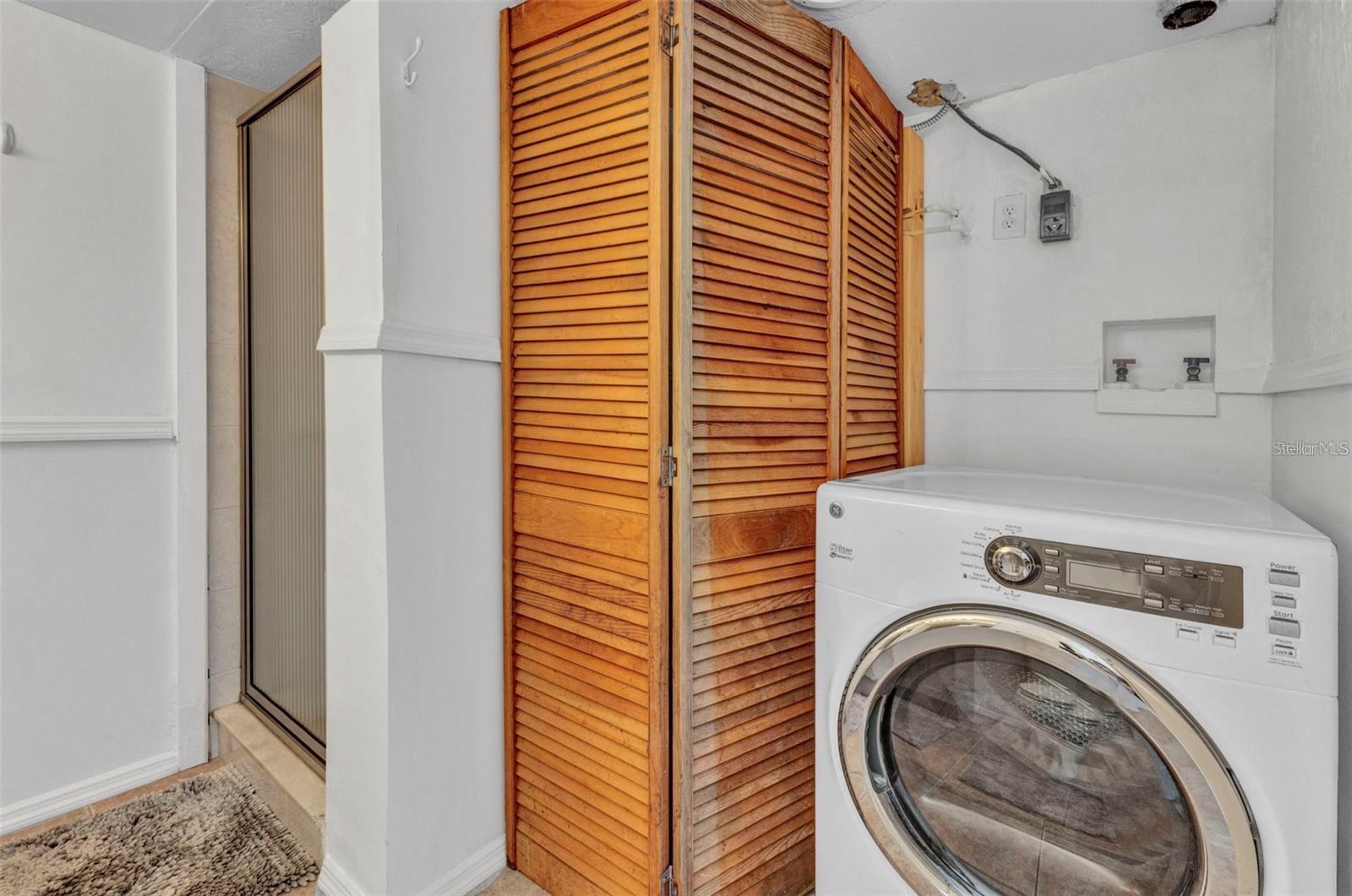 BLK DBAYSHORES - Residential