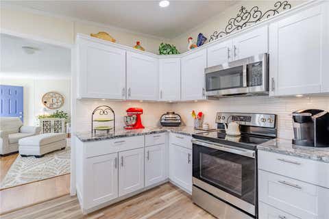 Tiny photo for 2611 Vindale Road, Tavares, FL 32778 (MLS # G5113668)