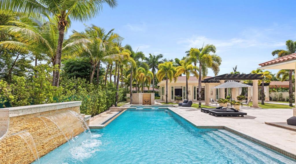 DORADO BEACH EAST - Residential