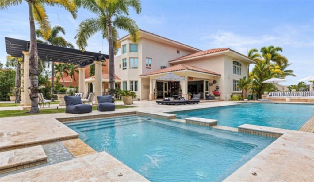 DORADO BEACH EAST - Residential