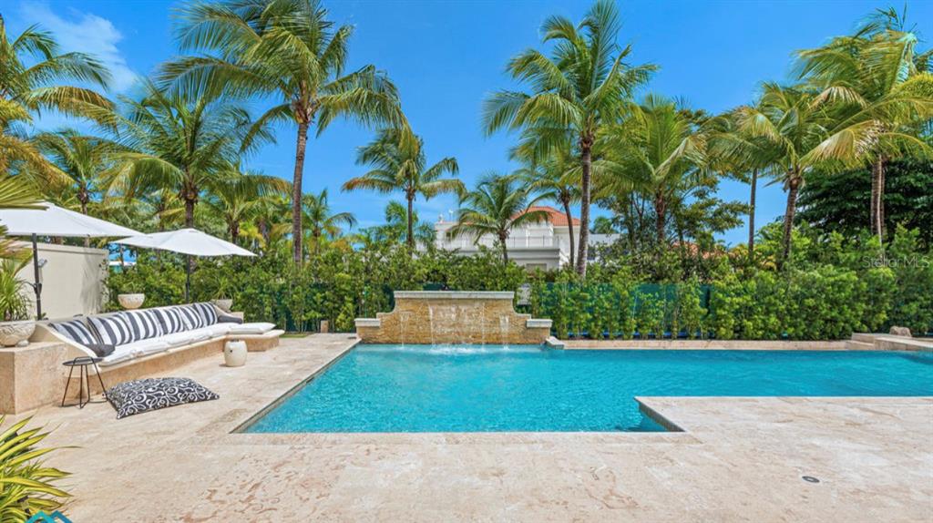 DORADO BEACH EAST - Residential