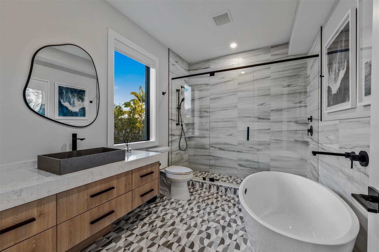 SHORE ACRES FIRST ADD - Residential