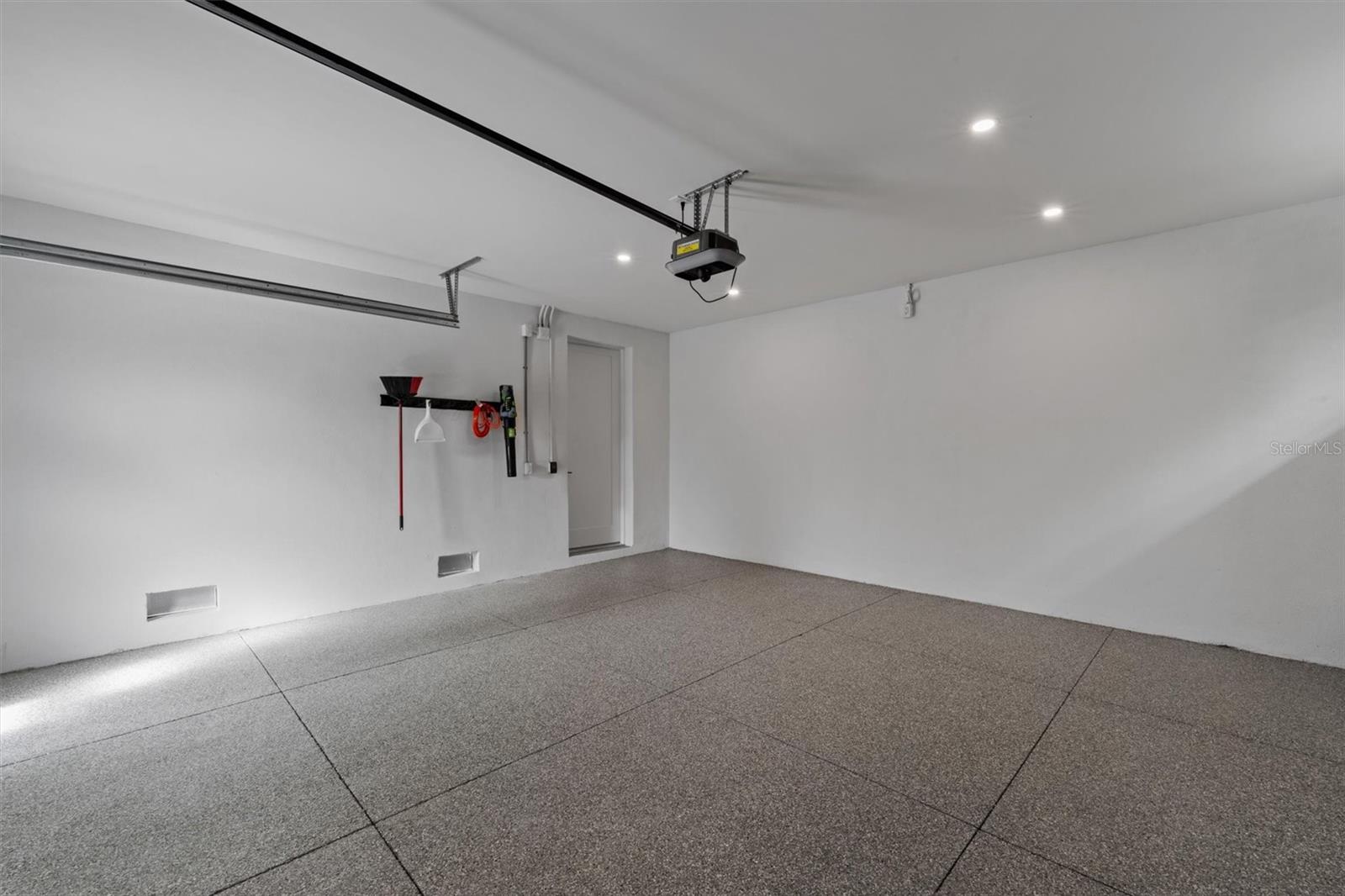 SHORE ACRES FIRST ADD - Residential