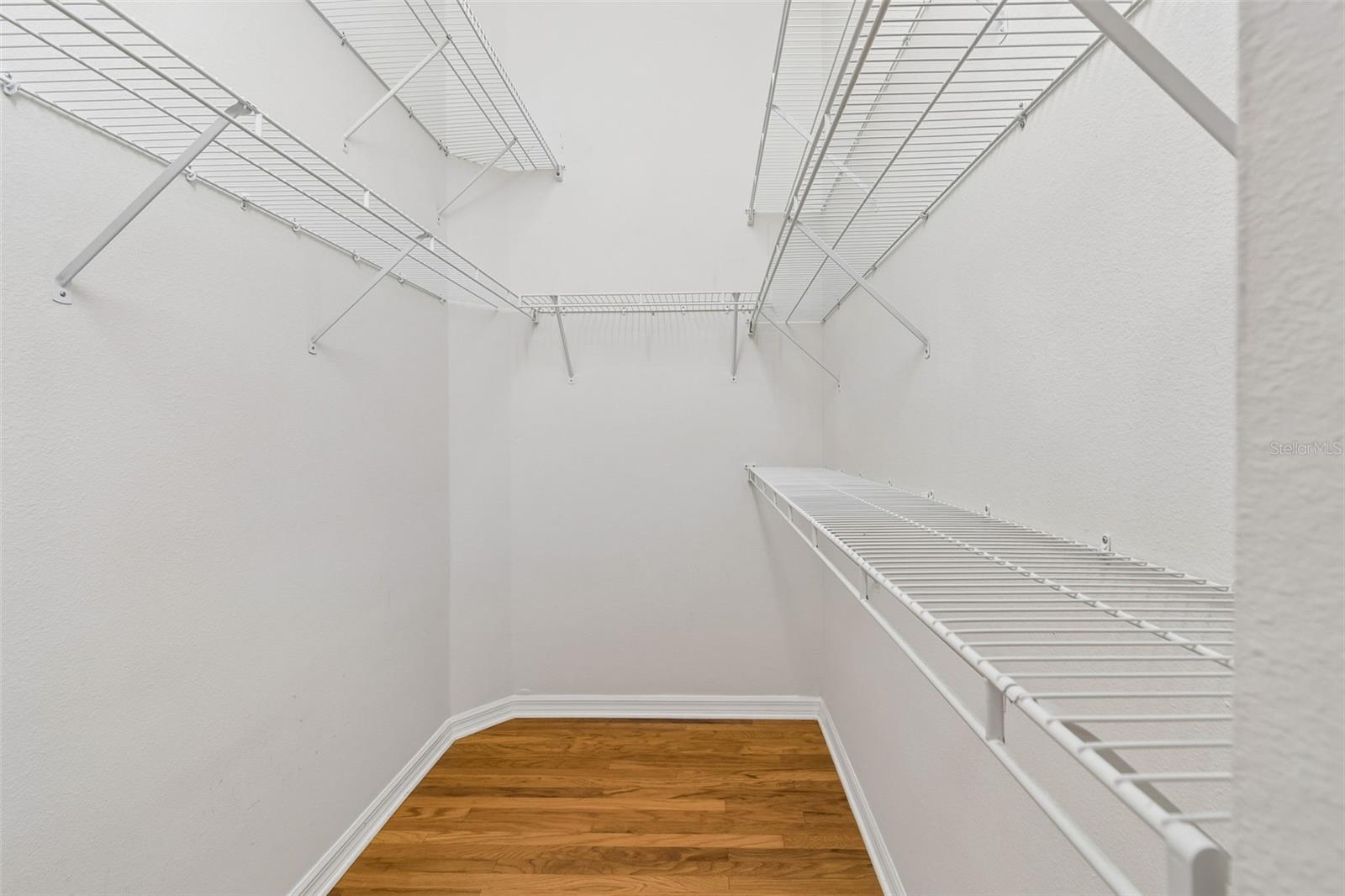 FOX WOOD PH 03 - Residential