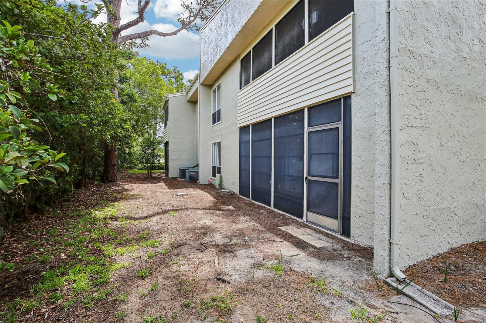 WINDRUSH BAY CONDO - Residential