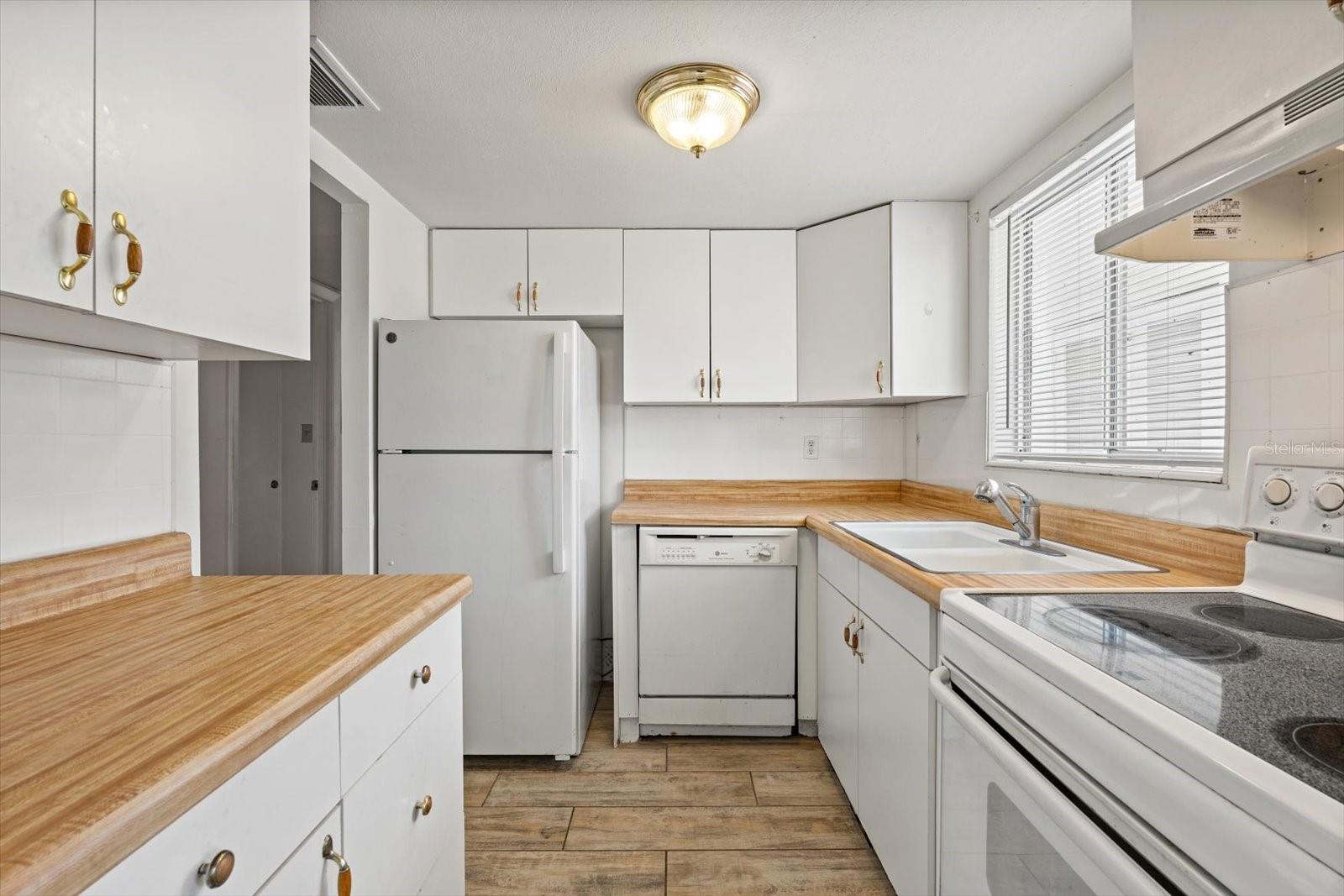 BAYSHORE II SEC 16 - Residential