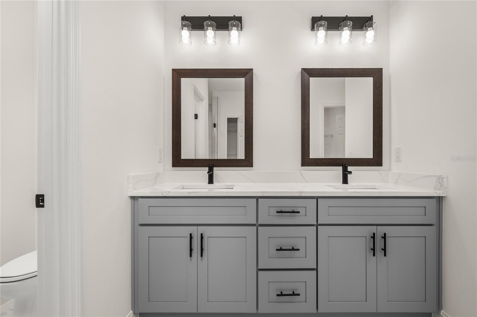 DELTONA LAKES UNIT 2 - Residential