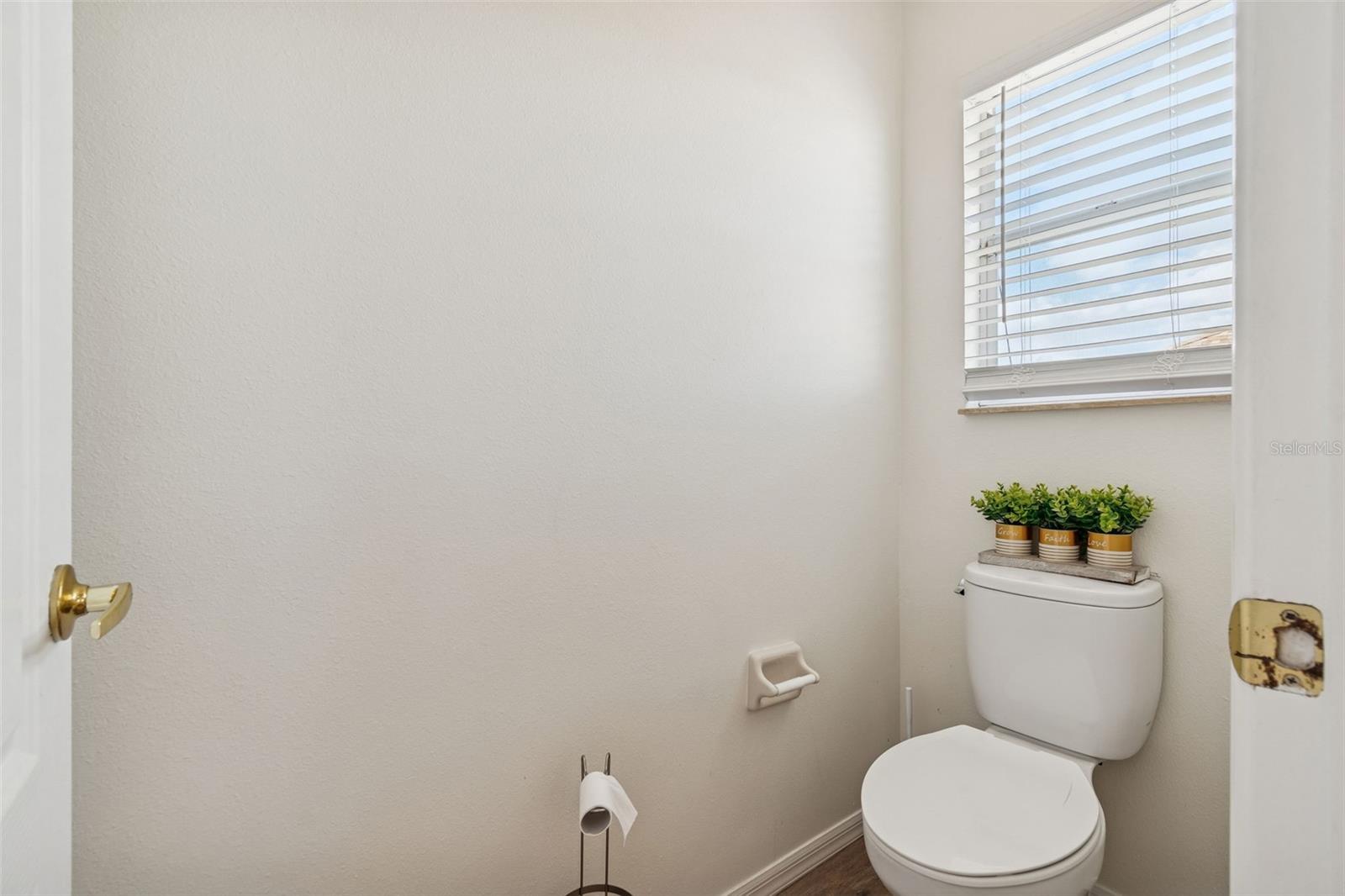 PLANTATION PALMS PH 06 - Residential