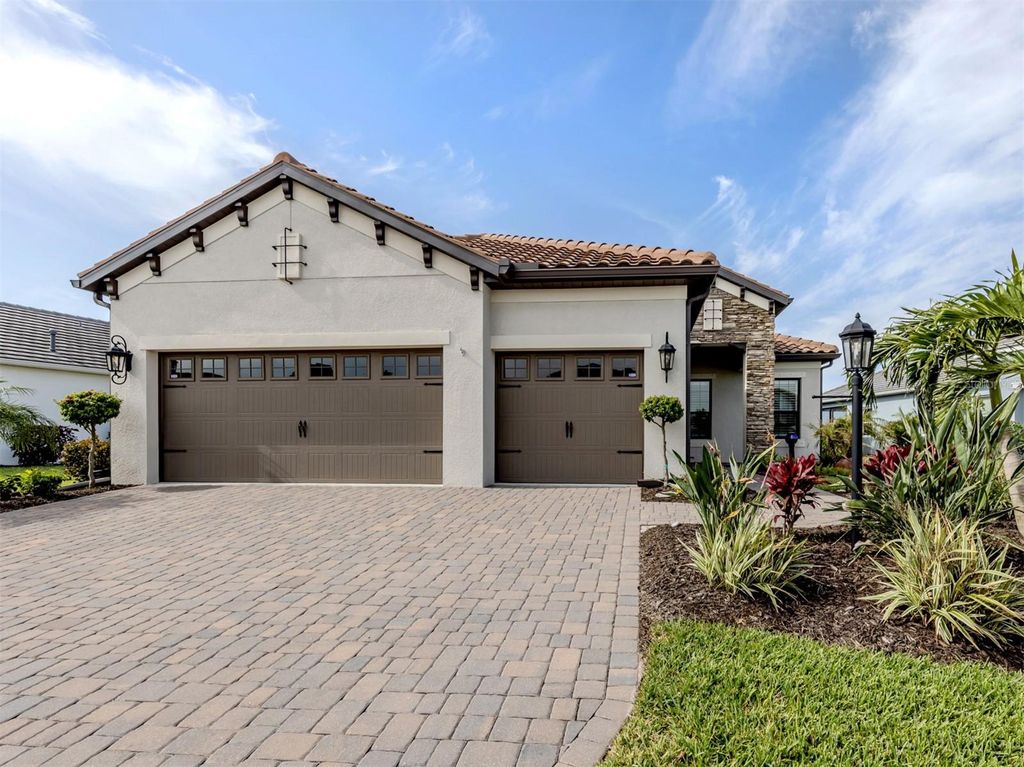 Photo of 10973 Trevino Street, Englewood, FL 34223 (MLS # N6138606)
