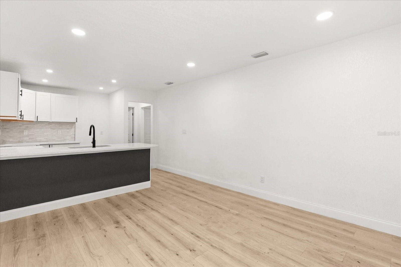 RICHARDSONS W E - Residential