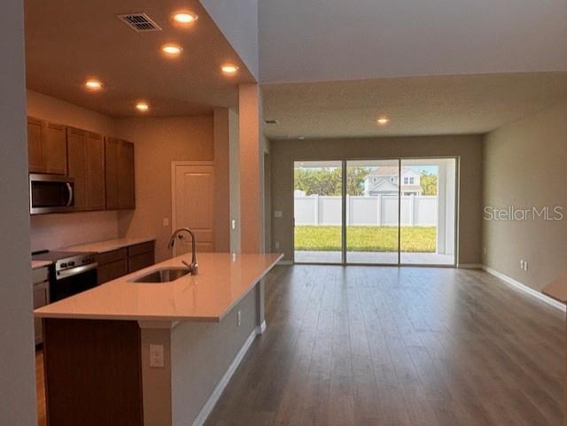 EASTLYN - Residential