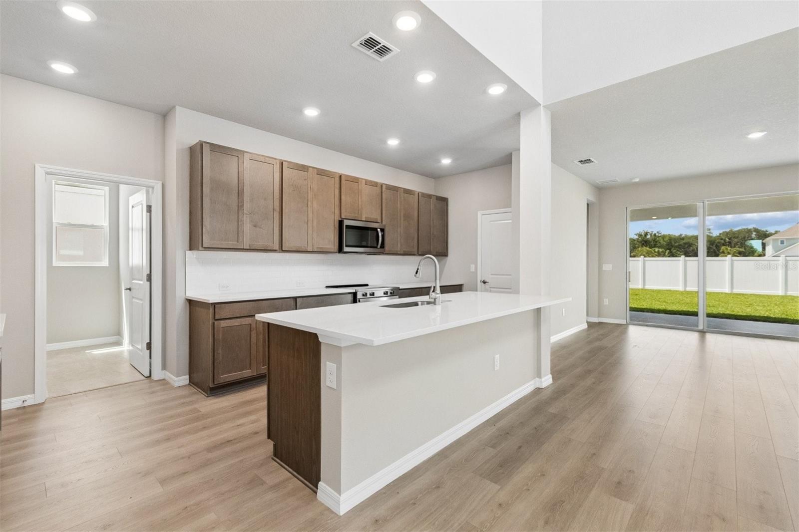EASTLYN - Residential