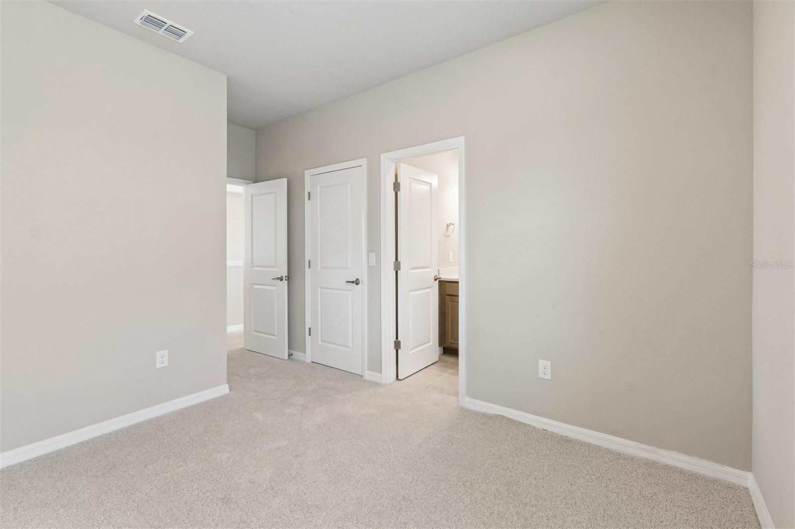 EASTLYN - Residential