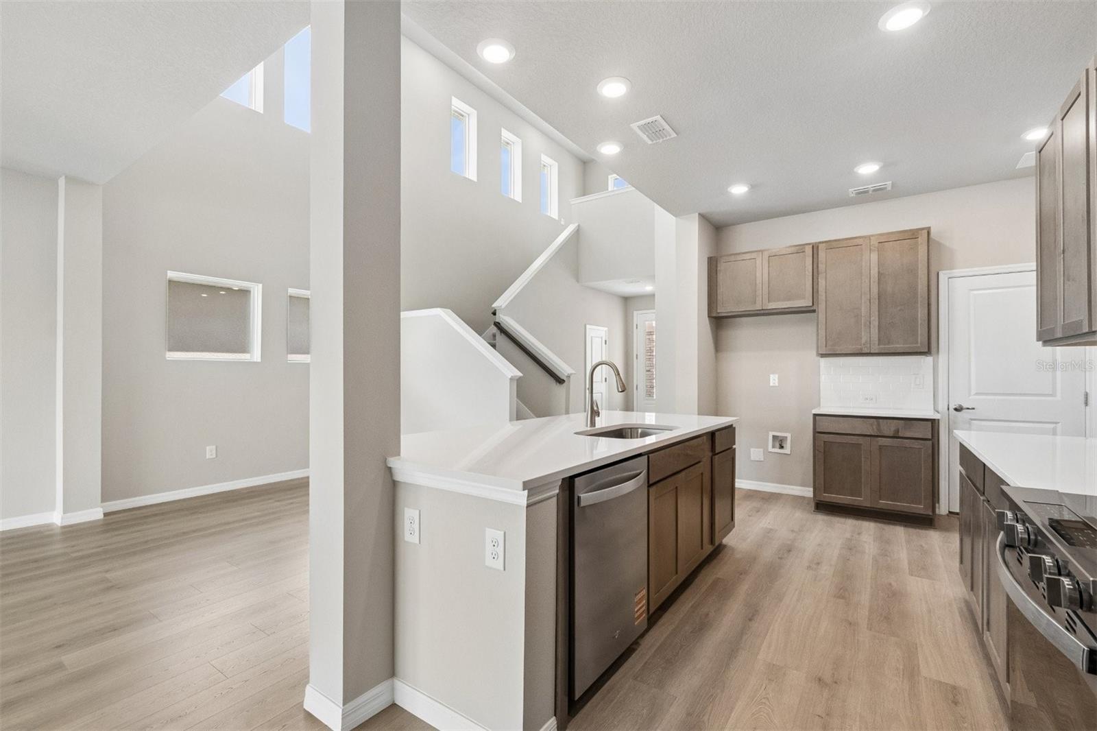 EASTLYN - Residential