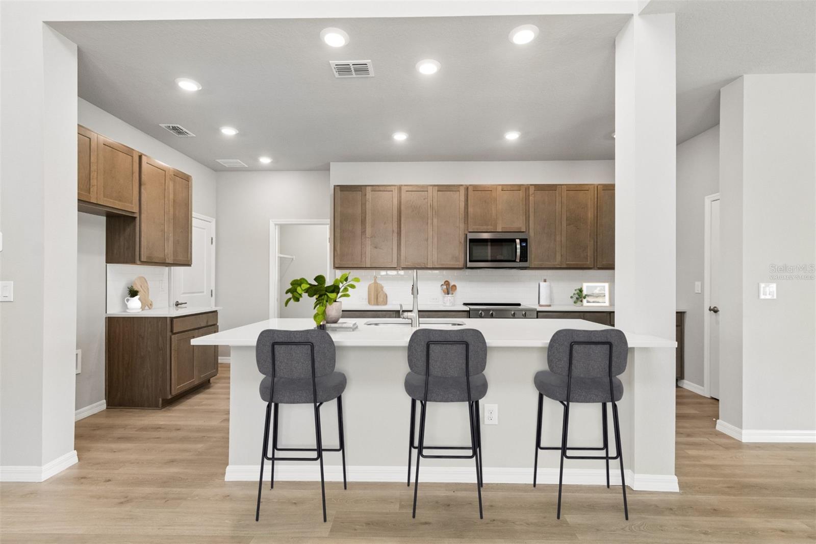 EASTLYN - Residential
