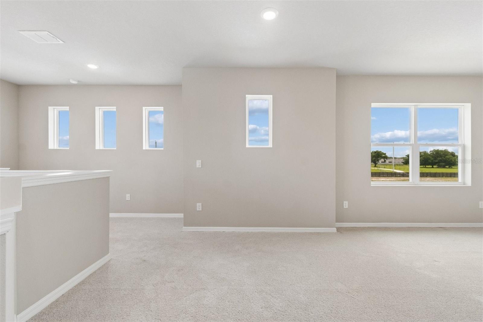 EASTLYN - Residential