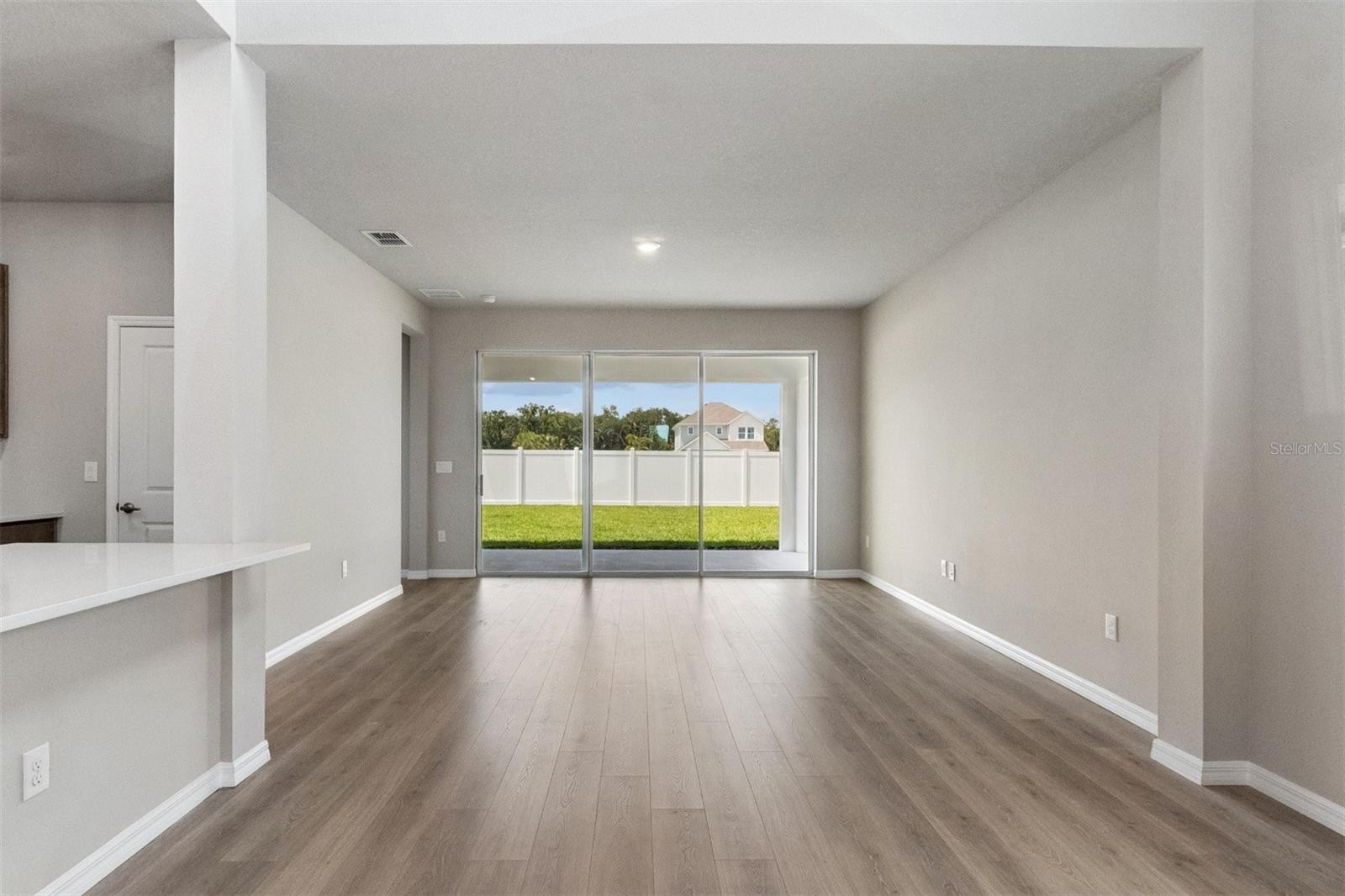 EASTLYN - Residential