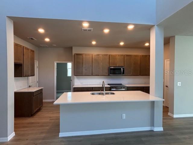 EASTLYN - Residential