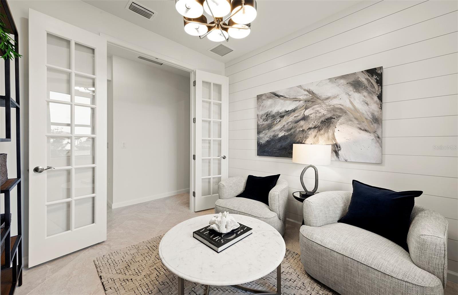 ARBOR OAKS AT THE WOODLANDS - Residential