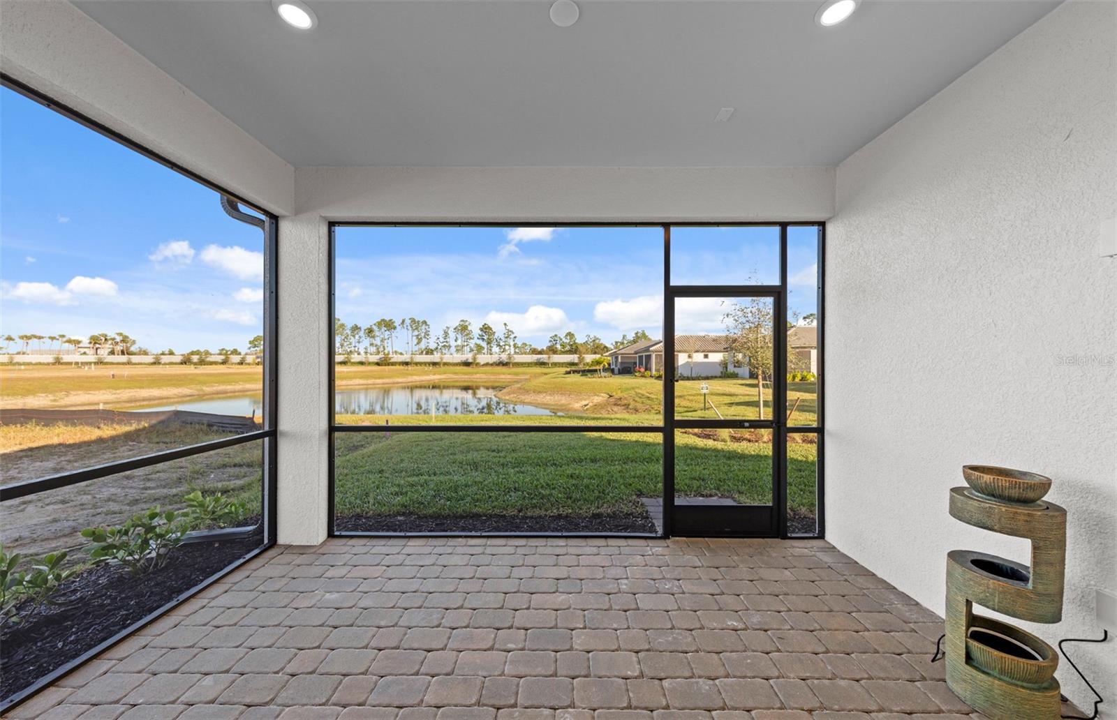 ARBOR OAKS AT THE WOODLANDS - Residential