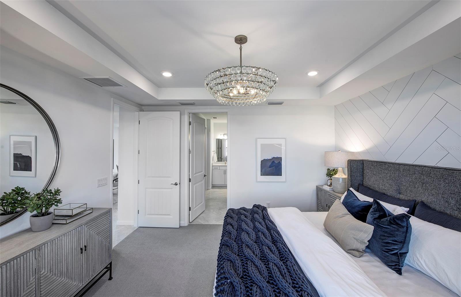 ARBOR OAKS AT THE WOODLANDS - Residential