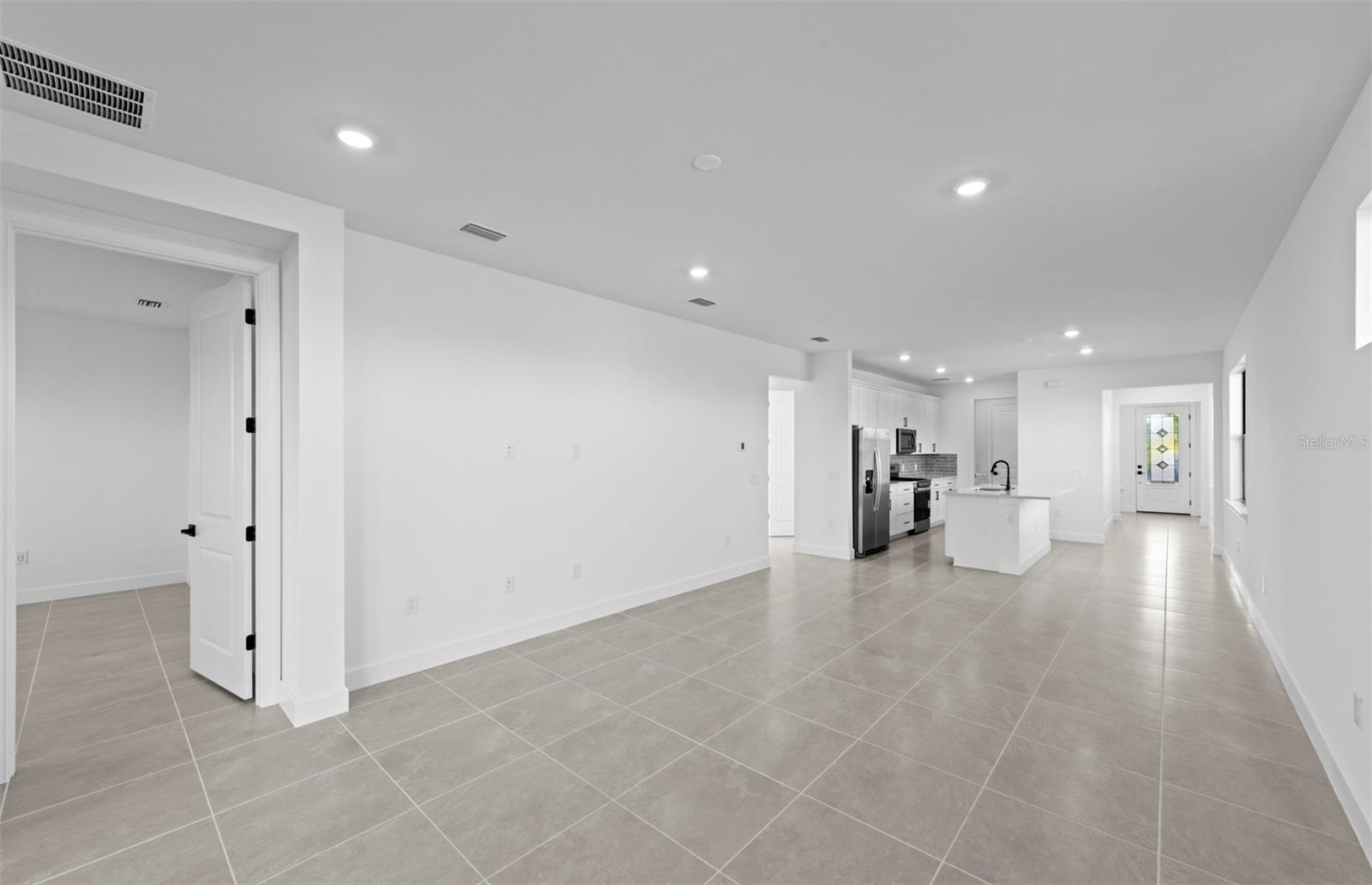 ARBOR OAKS AT THE WOODLANDS - Residential