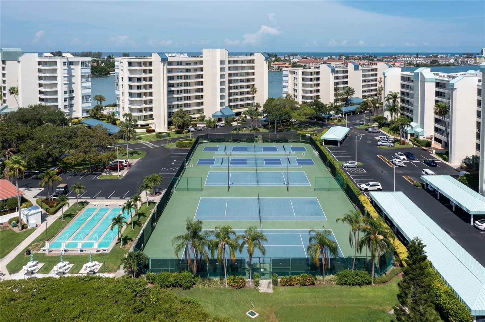 SAVANNAH CONDO - Residential Lease