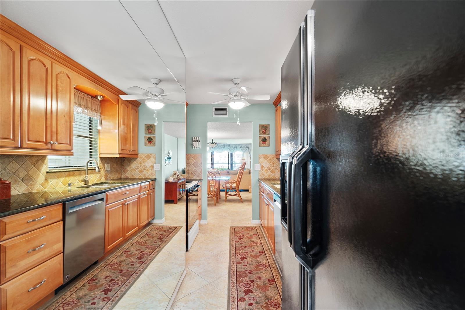 SAVANNAH CONDO - Residential Lease