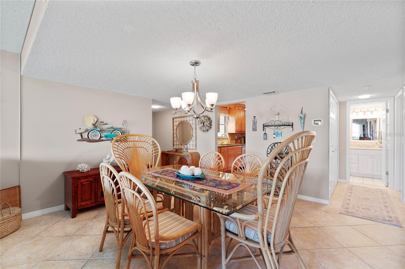 SAVANNAH CONDO - Residential Lease