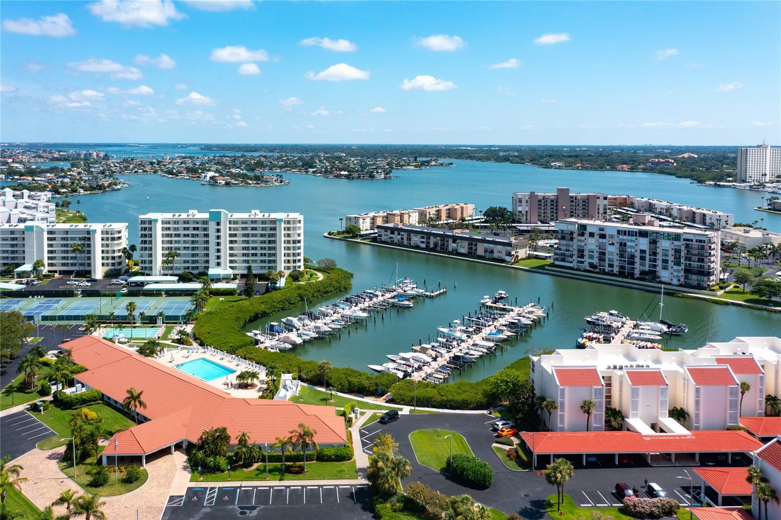 SAVANNAH CONDO - Residential Lease