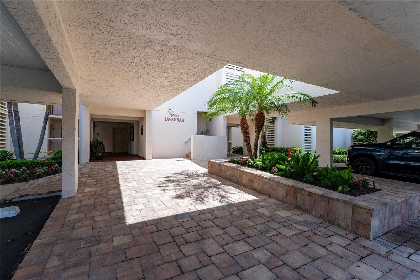 SAVANNAH CONDO - Residential Lease