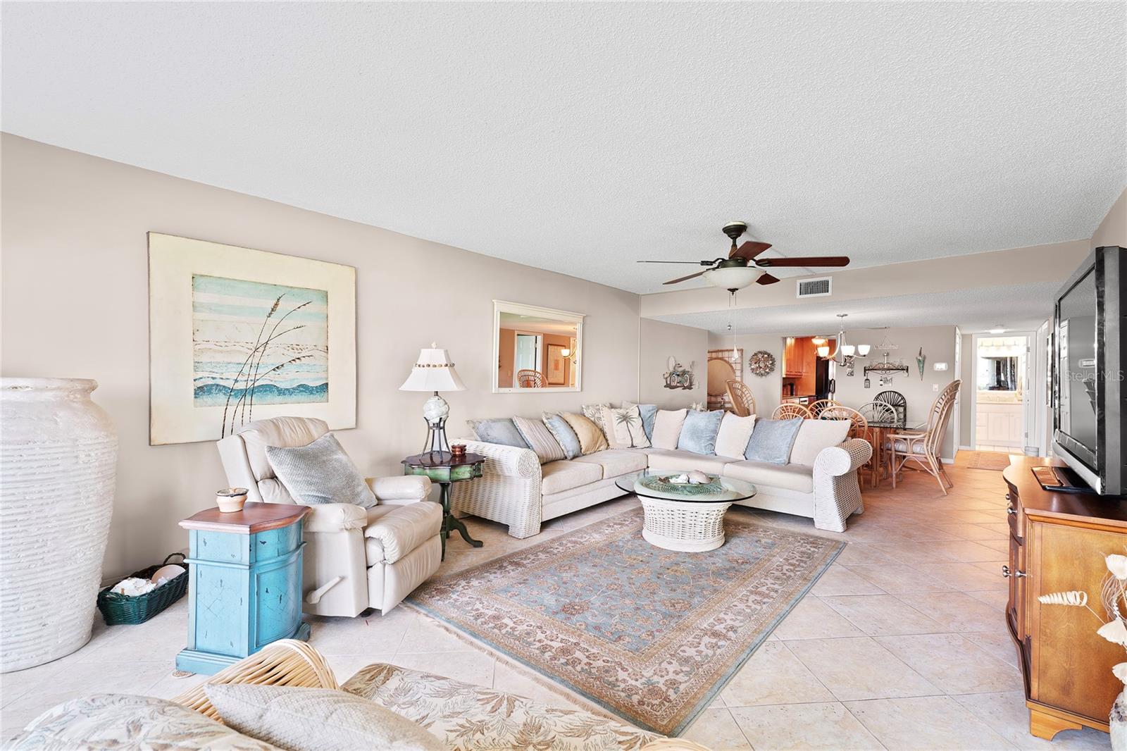 SAVANNAH CONDO - Residential Lease