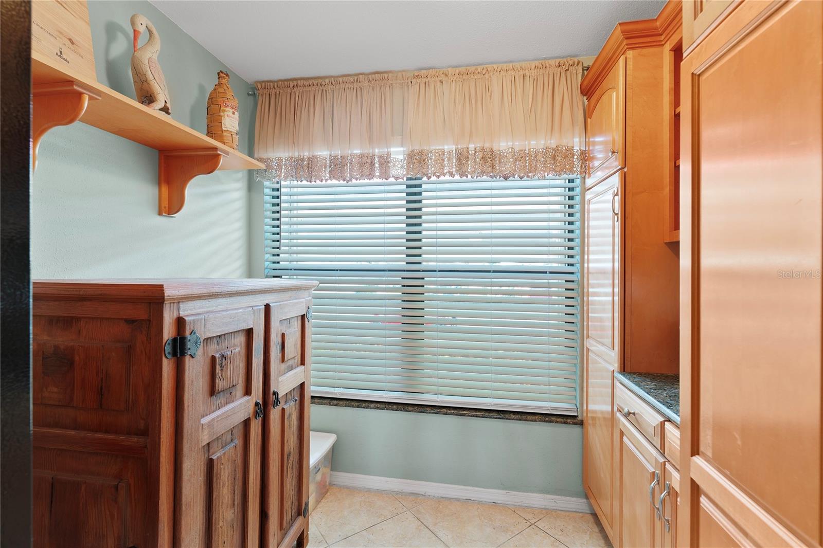 SAVANNAH CONDO - Residential Lease