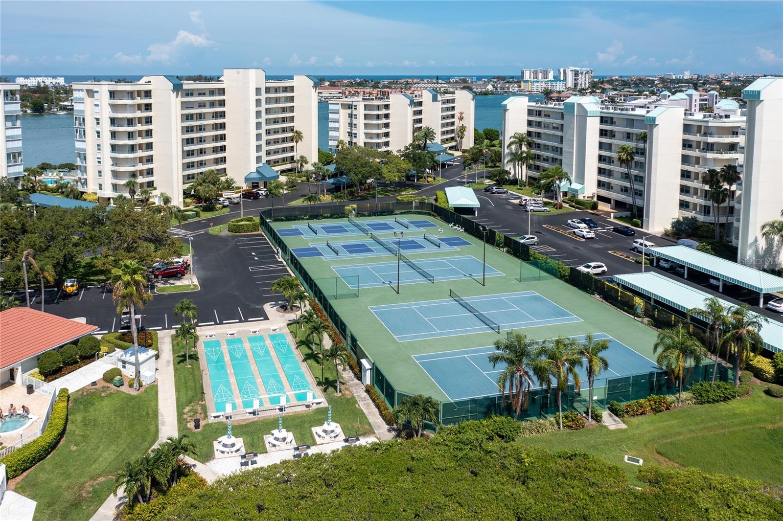 SAVANNAH CONDO - Residential Lease