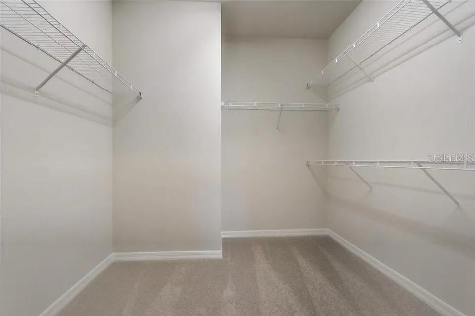 LAKE MDW LNDG - Residential Lease