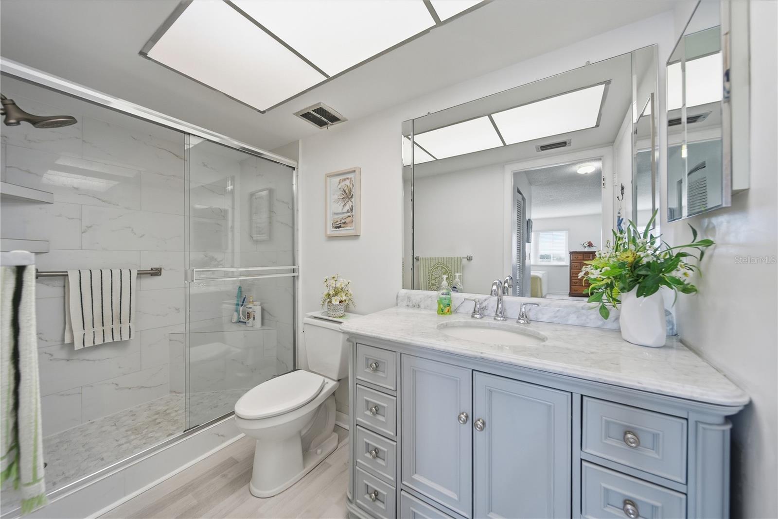 IMPERIAL COVE 9 - Residential