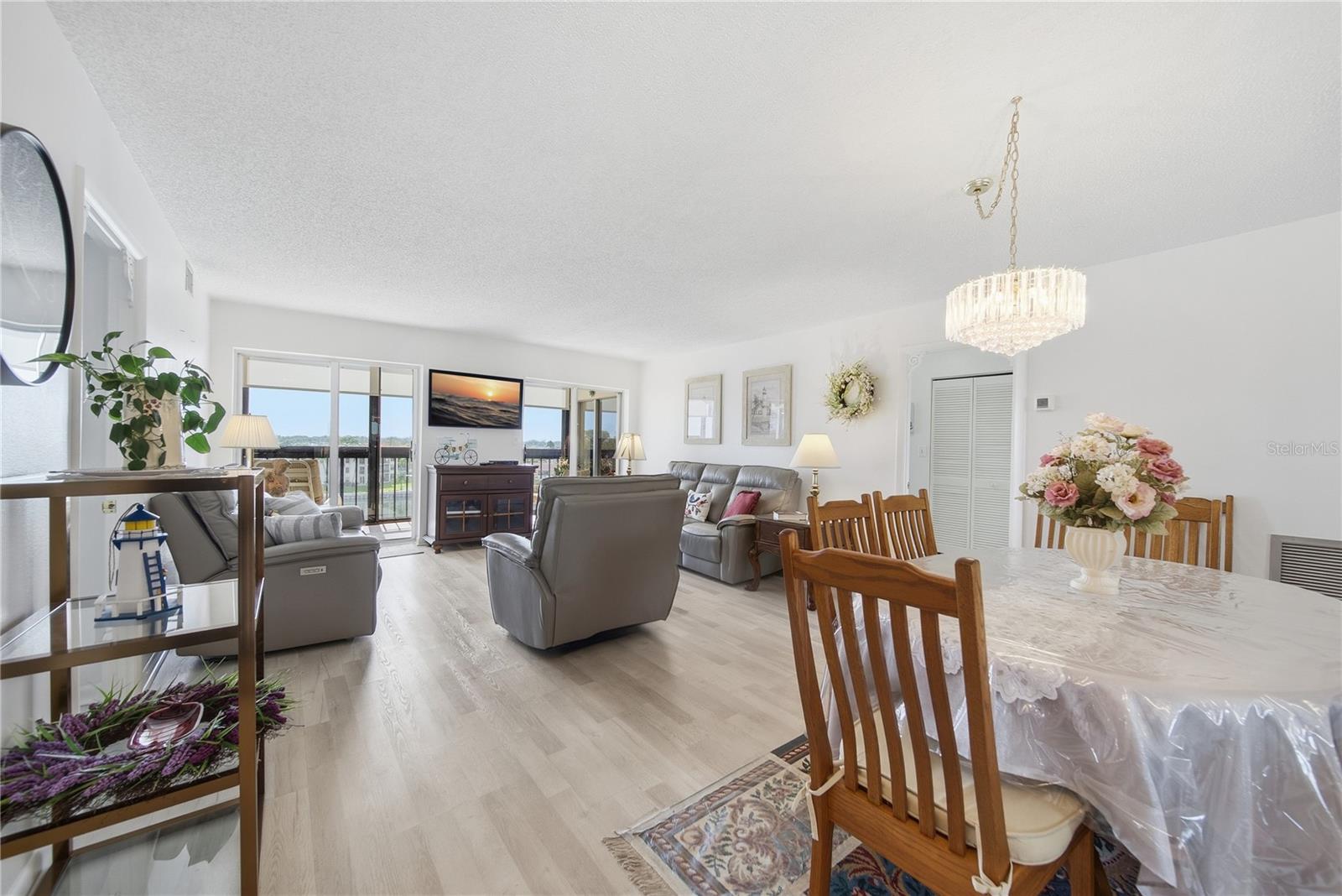 IMPERIAL COVE 9 - Residential