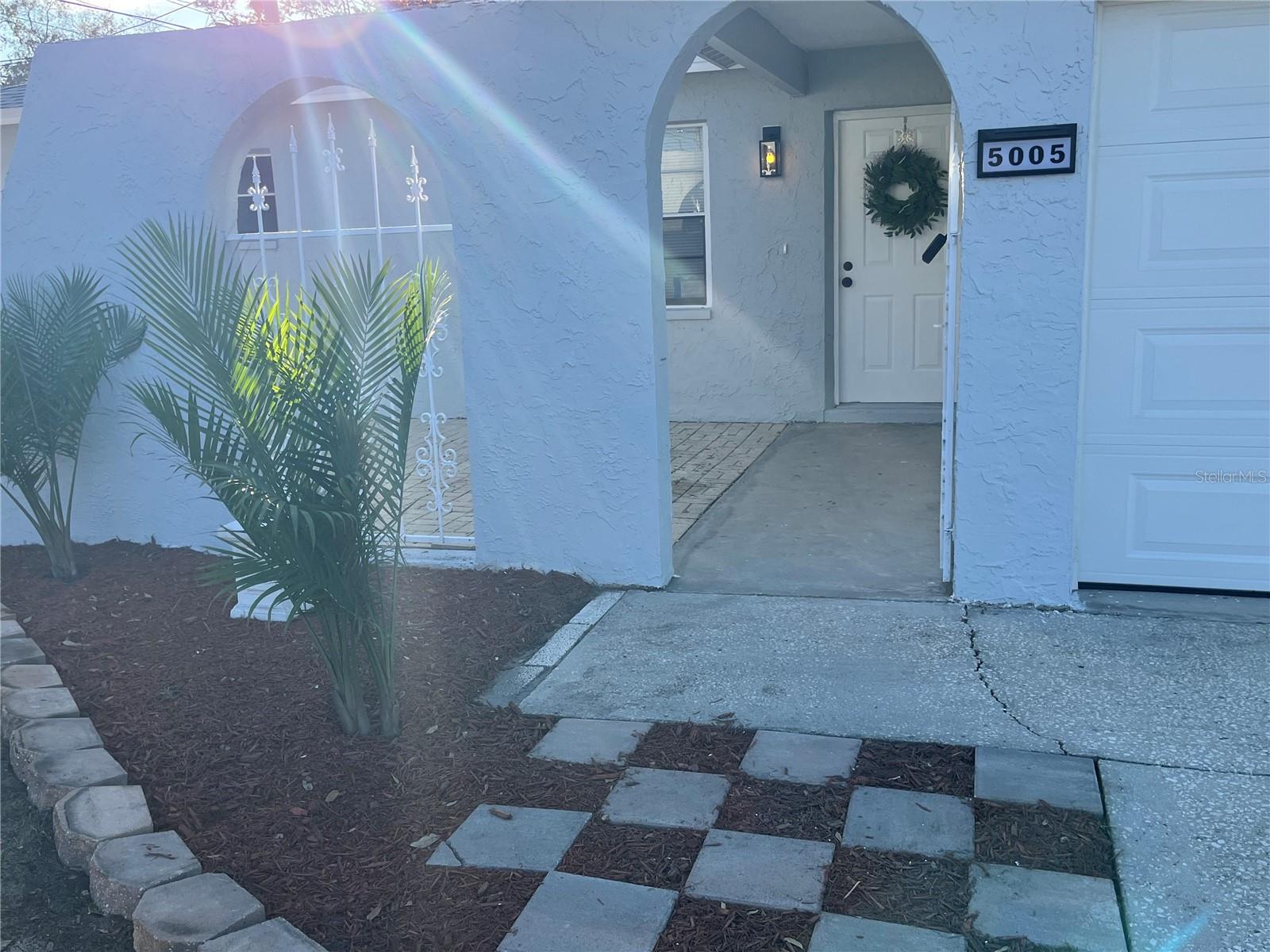 MEADOWS - Residential