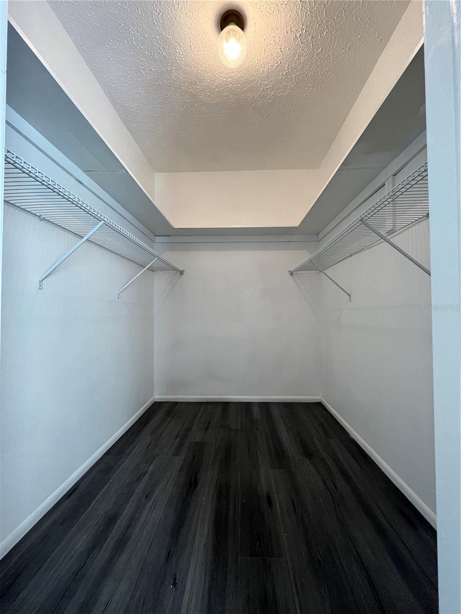 MEADOWS - Residential