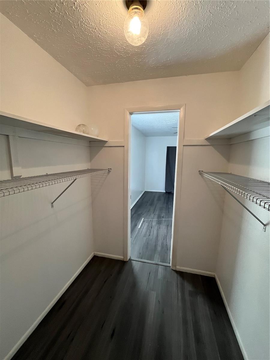 MEADOWS - Residential