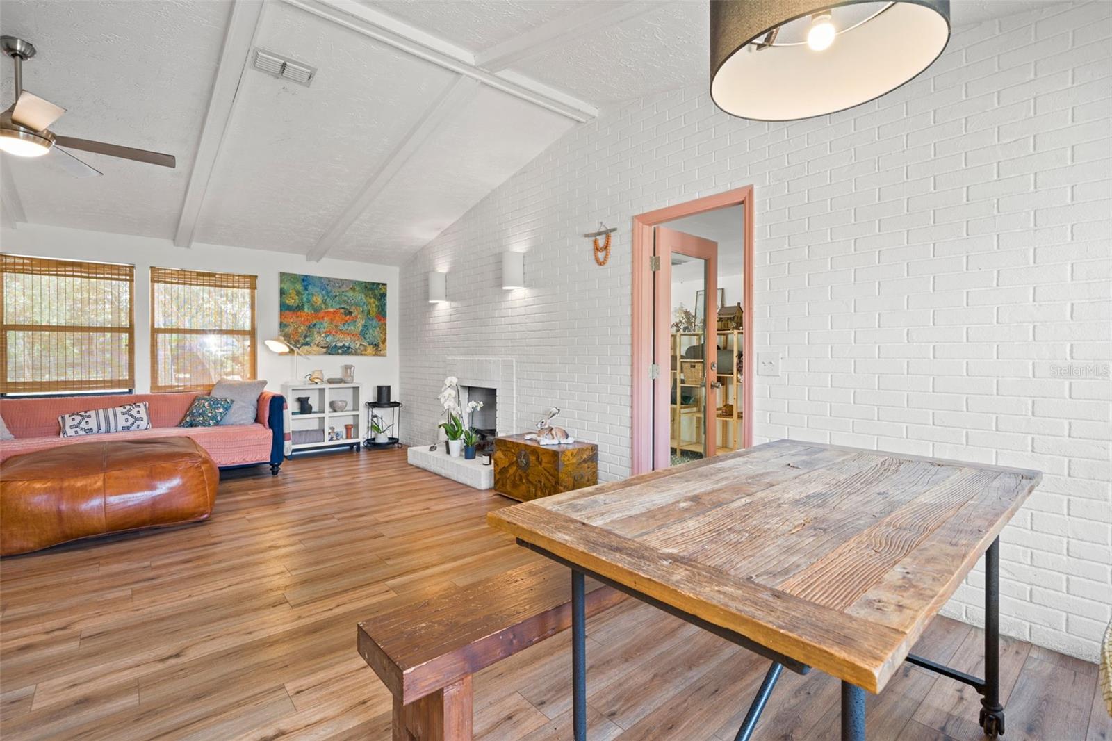 WHITMAN - Residential