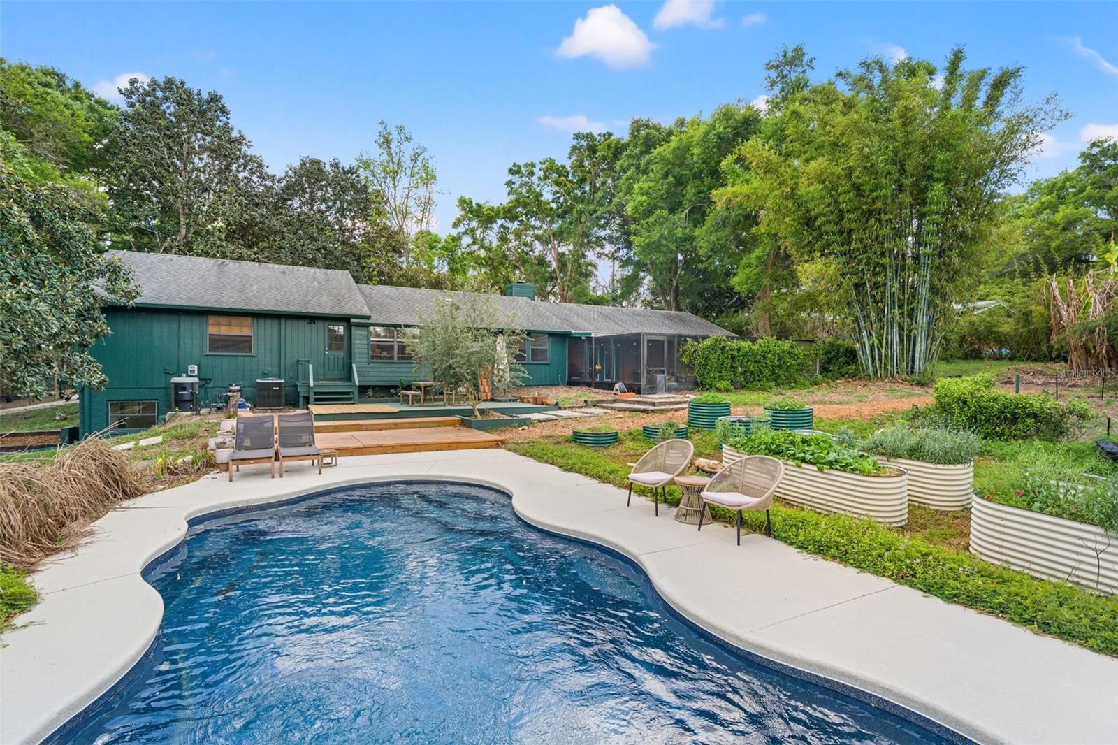 WHITMAN - Residential