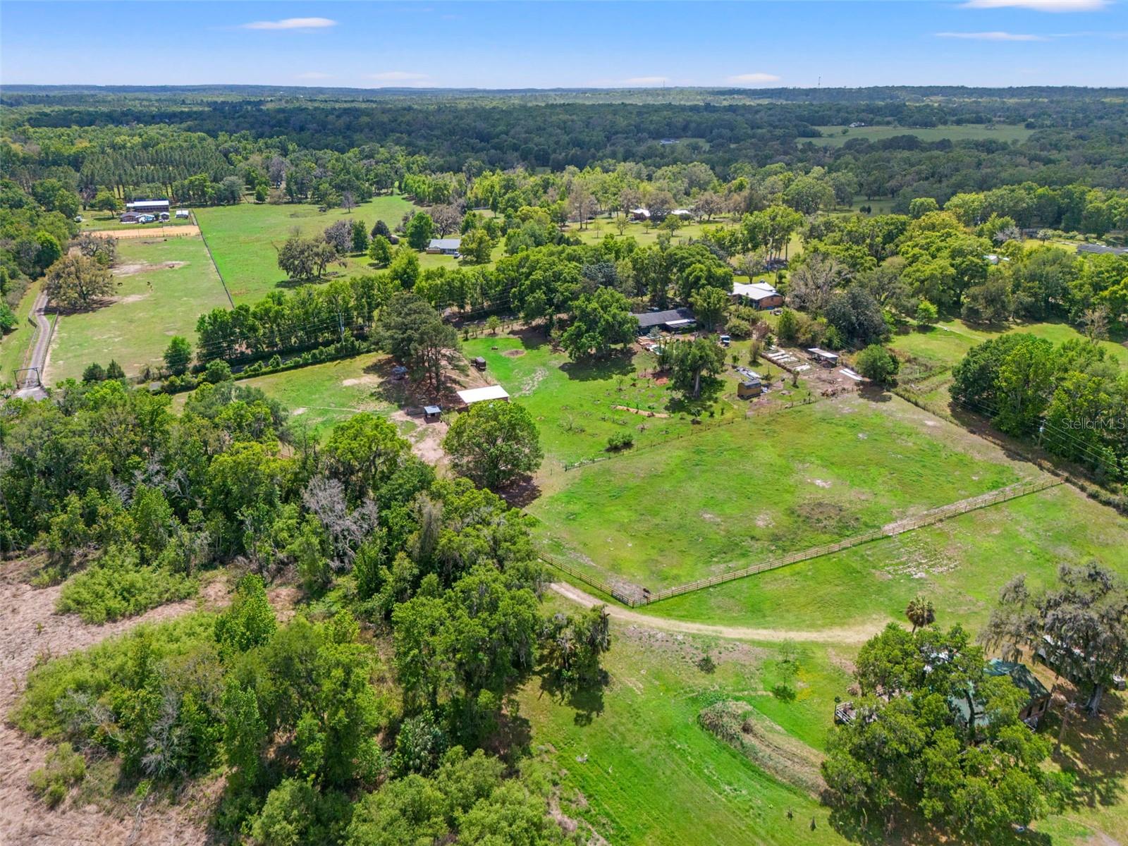 WHITMAN - Residential