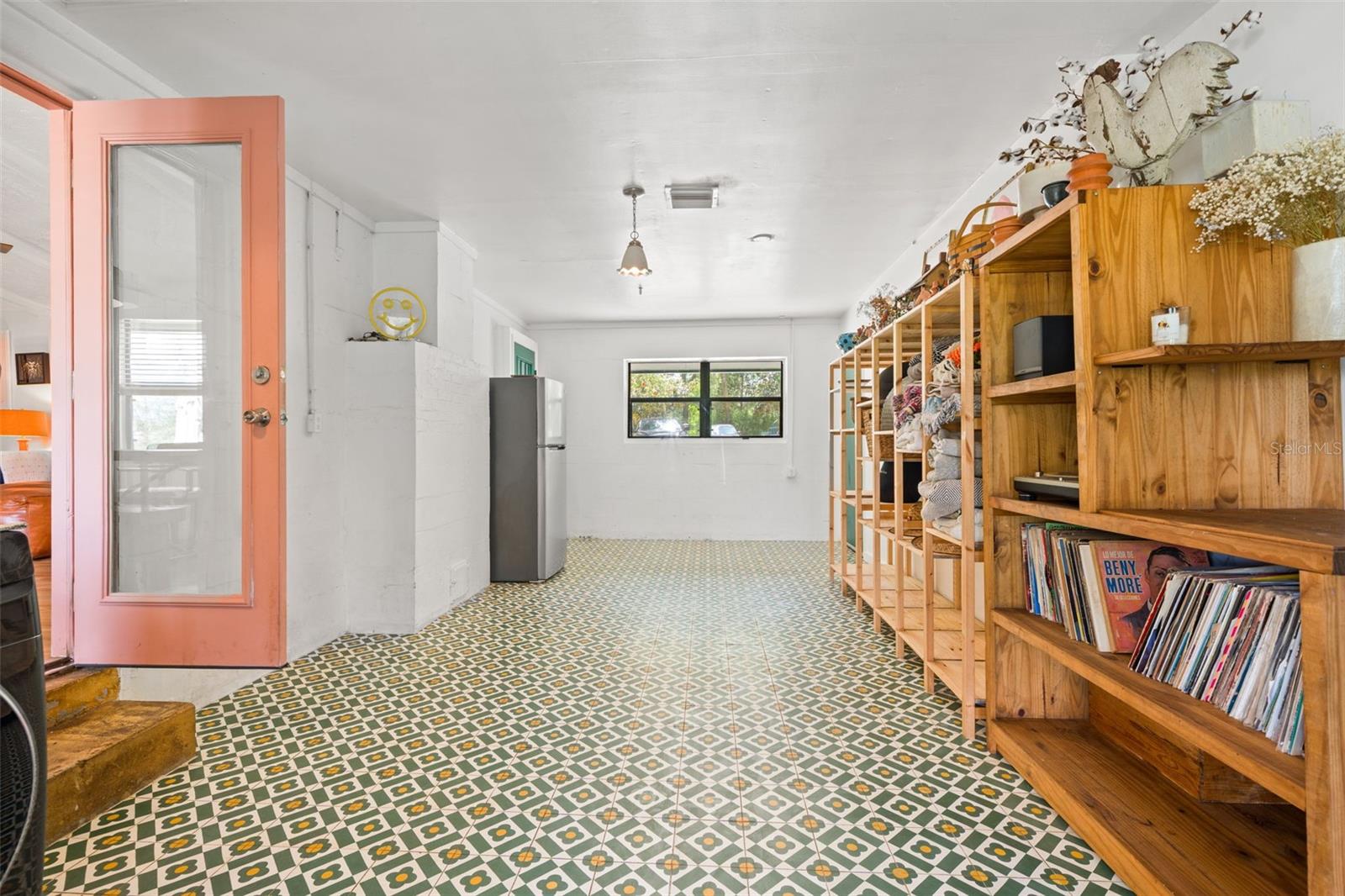 WHITMAN - Residential