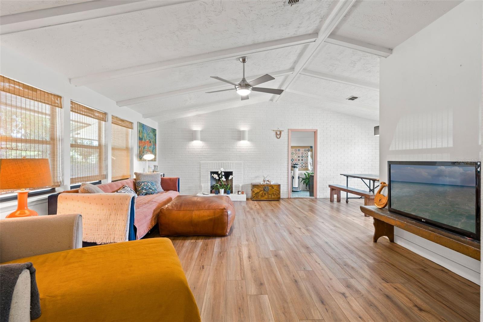 WHITMAN - Residential