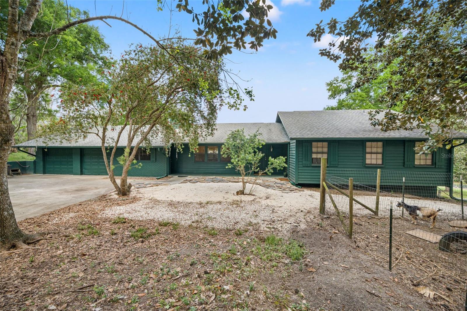 WHITMAN - Residential