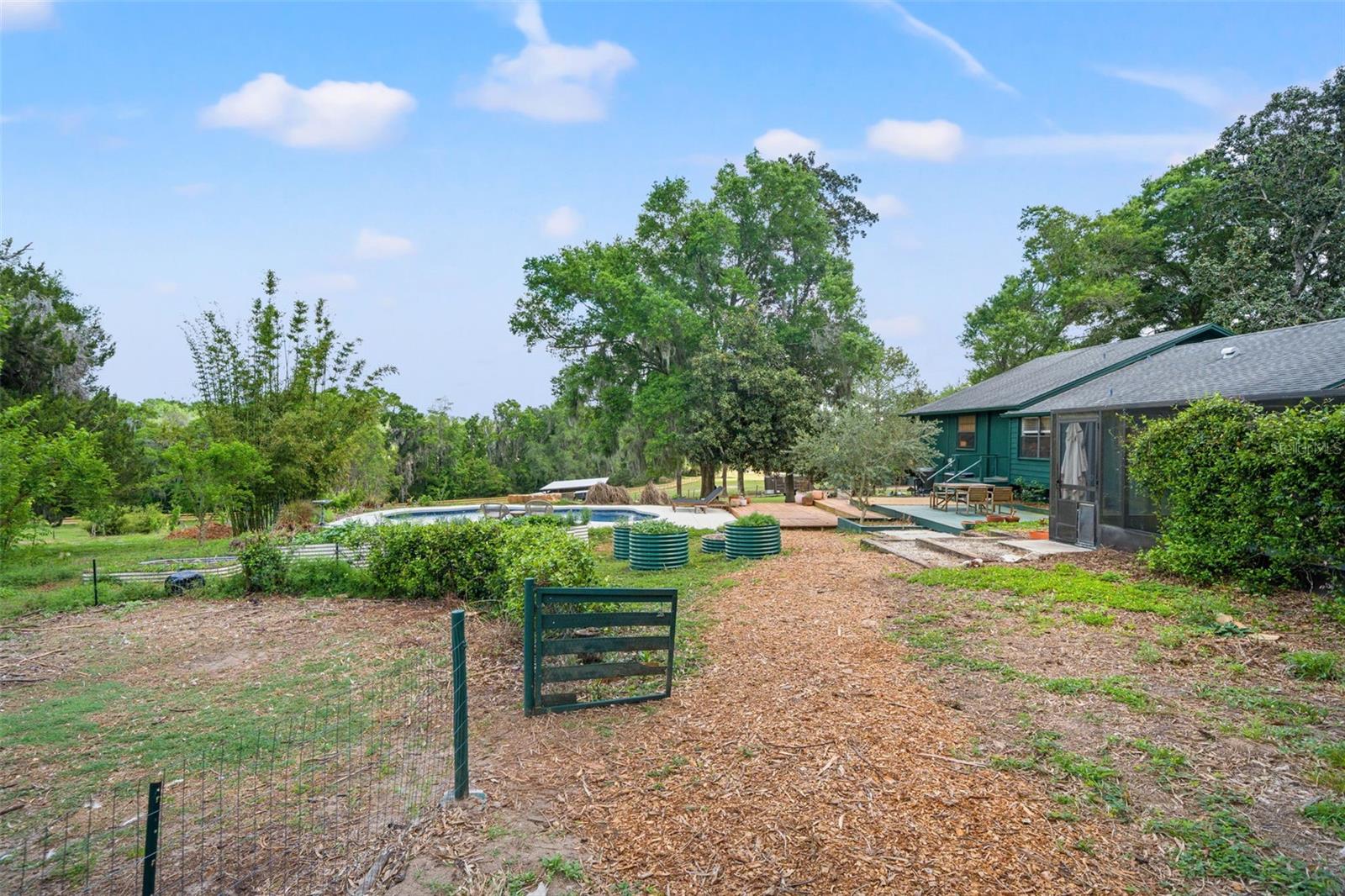 WHITMAN - Residential