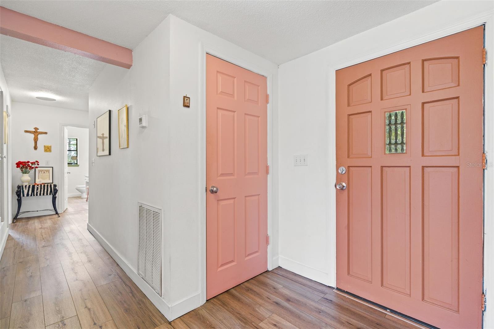 WHITMAN - Residential