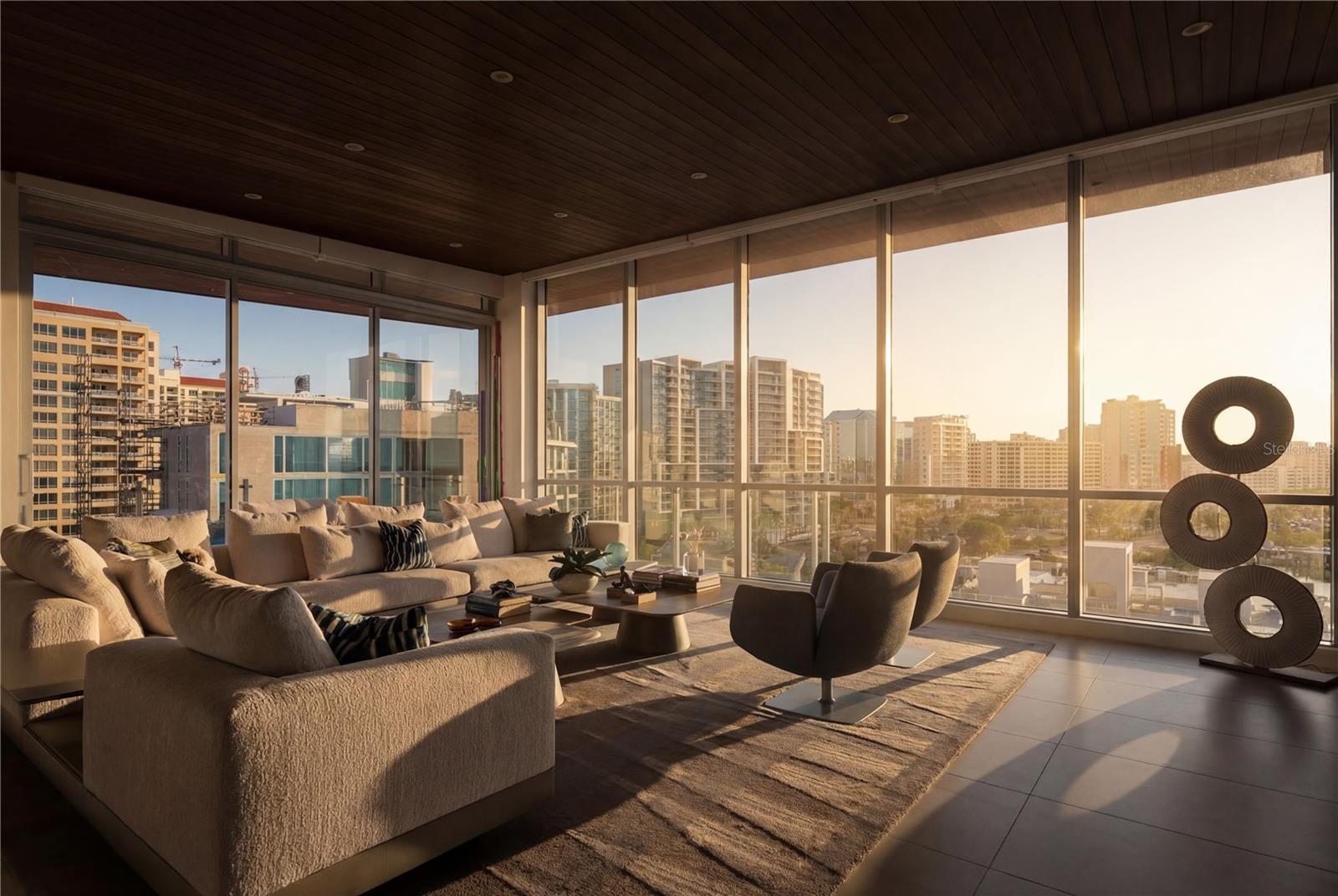 111 GOLDEN GATE POINT 802PH